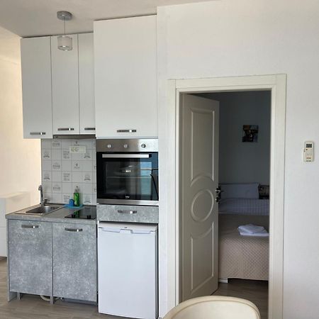 Apartmani Mia ティヴァト エクステリア 写真